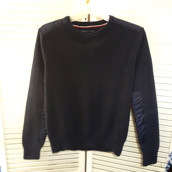 Tommy Hilfiger sweater - Picture 1 of 4